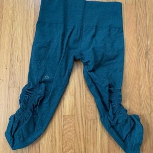 Lululemon In the Flow Crop Size 4